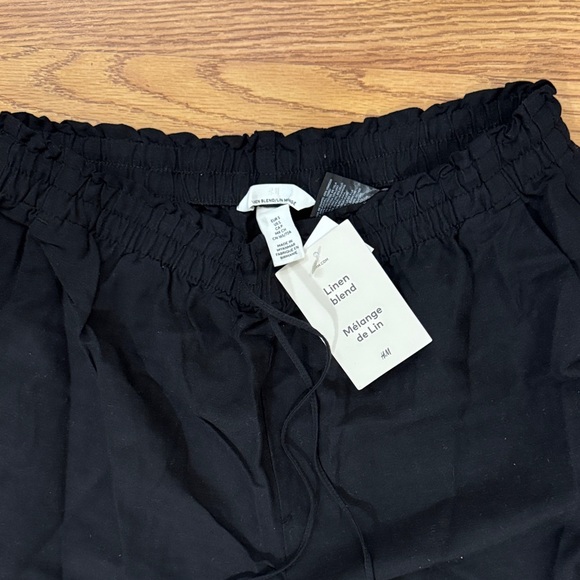 H&M NWT Black Linen Pants Size Small - Picture 2 of 3